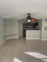 2214 Grand Cayman Ct in Kissimmee, FL - Building Photo - Building Photo