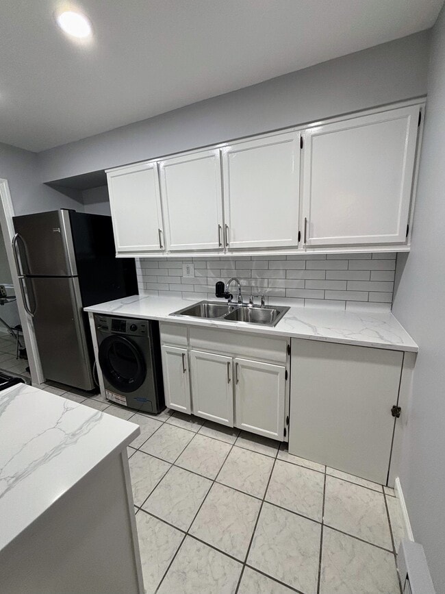 property at 164 Kennedy Dr