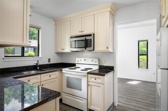 317 Heritage Hls in Somers, NY - Building Photo - Building Photo