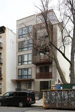 323 20th St in Brooklyn, NY - Building Photo - Building Photo