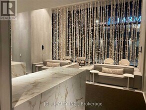 138 Downes St in Toronto, ON - Building Photo - Building Photo