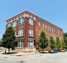 3301 Park Ave. in St. Louis, MO - Foto de edificio - Building Photo