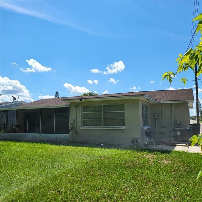 3503 Atlantis Dr in Holiday, FL - Building Photo - Building Photo