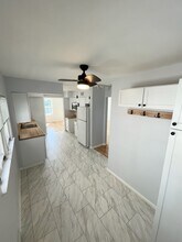 1325 Seward St, Unit 2 in Evanston, IL - Foto de edificio - Building Photo