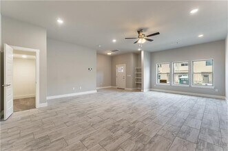 2179 W Million Ln in Fayetteville, AR - Building Photo - Building Photo