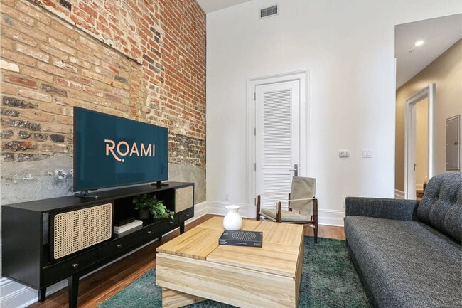 822 Perdido St in New Orleans, LA - Building Photo - Building Photo