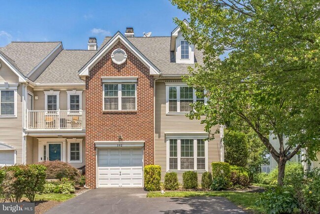 property at 192 Lemonton Way