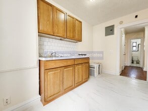 2 North St, Unit D1 in Mount Vernon, NY - Foto de edificio - Building Photo