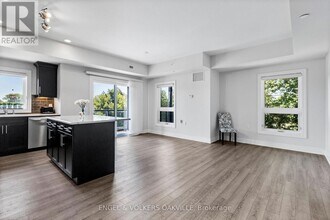 212 Lakeport Rd in St Catharines, ON - Building Photo - Building Photo