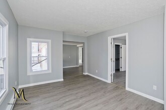 129-131 Center St in Holyoke, MA - Building Photo - Building Photo