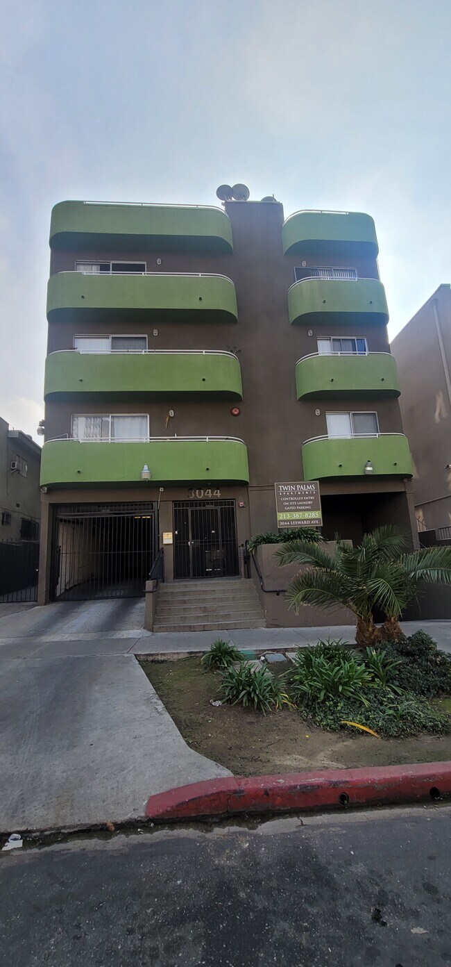 3044 Leeward Ave Rentals in Los Angeles, CA