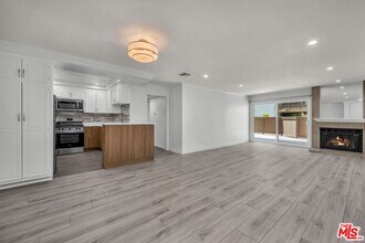 8600 Tuscany Ave in Los Angeles, CA - Building Photo - Building Photo