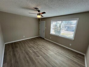 3009 Clover Dr in Mesquite, TX - Building Photo - Building Photo