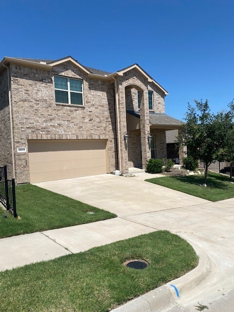 property at 3609 Brazos St