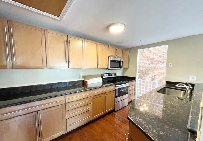 682 Massachusetts Ave, Unit 5B in Boston, MA - Building Photo - Building Photo