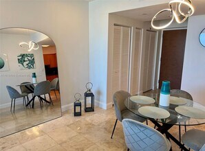 6365 Collins Ave in Miami Beach, FL - Building Photo - Building Photo