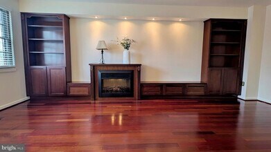 33 Badger Gate Ct in Catonsville, MD - Building Photo - Building Photo