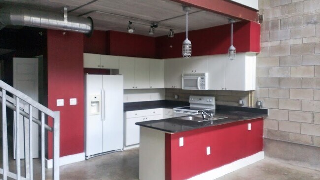 2515 SW 35th Pl in Gainesville, FL - Building Photo - Building Photo