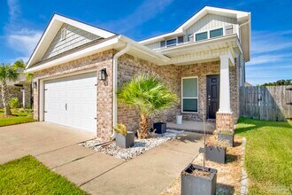 12295 Pinfish Rd in Pensacola, FL - Building Photo - Building Photo