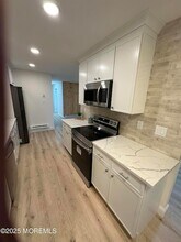 169 Amberly Dr in Englishtown, NJ - Building Photo - Building Photo