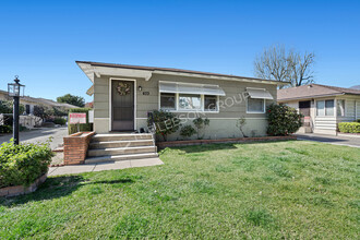 433 S Baldwin Ave in Arcadia, CA - Building Photo - Primary Photo