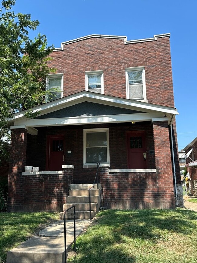 property at 3959 Potomac St