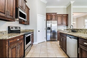 201 Emerson Rd in Youngsville, LA - Building Photo - Building Photo