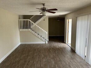 3802 38th Way in West Palm Beach, FL - Building Photo - Building Photo