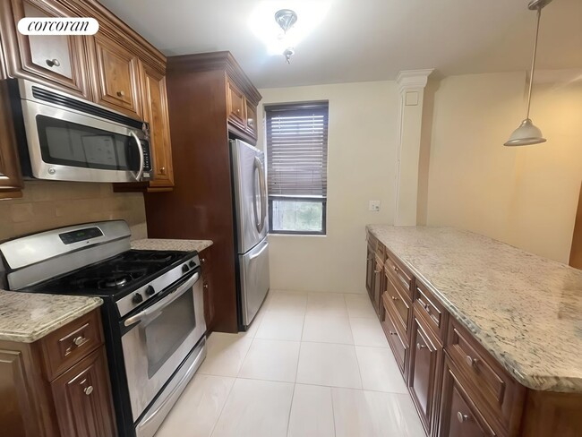 property at 9524 Fort Hamilton Pkwy
