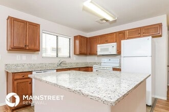 2160 E Greenlee Ave in Apache Junction, AZ - Building Photo - Building Photo