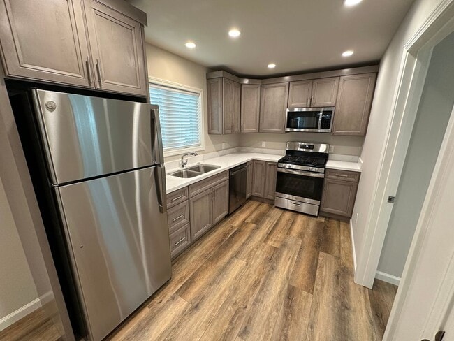 property at 3621 Chestnut St