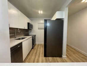 5525 SW 41st St in Pembroke Park, FL - Foto de edificio - Building Photo