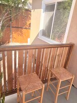 110 N San Marino Ave in Pasadena, CA - Building Photo