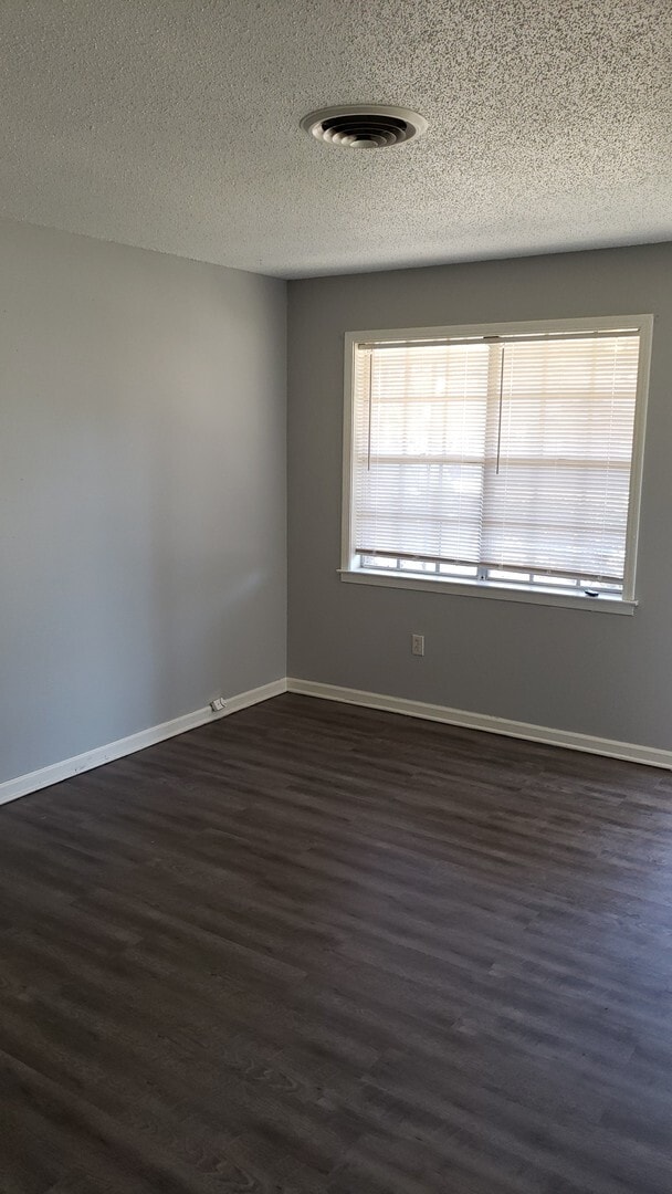 3345 William Tell Dr in Memphis, TN - Building Photo - Building Photo