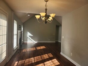 6031 Gibbs Ln in Ooltewah, TN - Building Photo - Building Photo