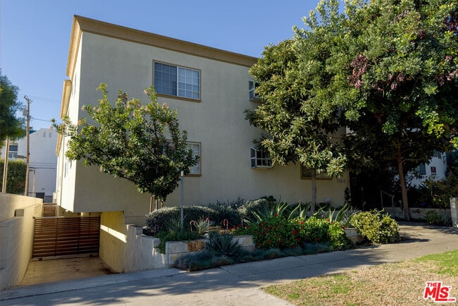 property at 1144 10th St