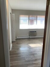 7510 Hazelcrest Dr, Unit 6 in Hazelwood, MO - Building Photo - Building Photo