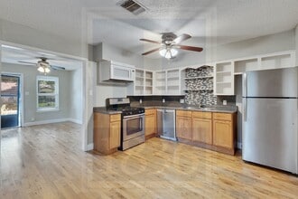 4810 Prock Ln in Austin, TX - Building Photo - Building Photo