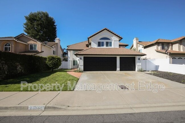 25153 Vista Oriente in Murrieta, CA - Building Photo - Building Photo