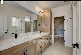 490 S Steephead Ln in Eagle, ID - Building Photo - Building Photo