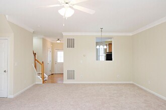 113 Melbourne Park Circle in Charlottesville, VA - Building Photo - Building Photo