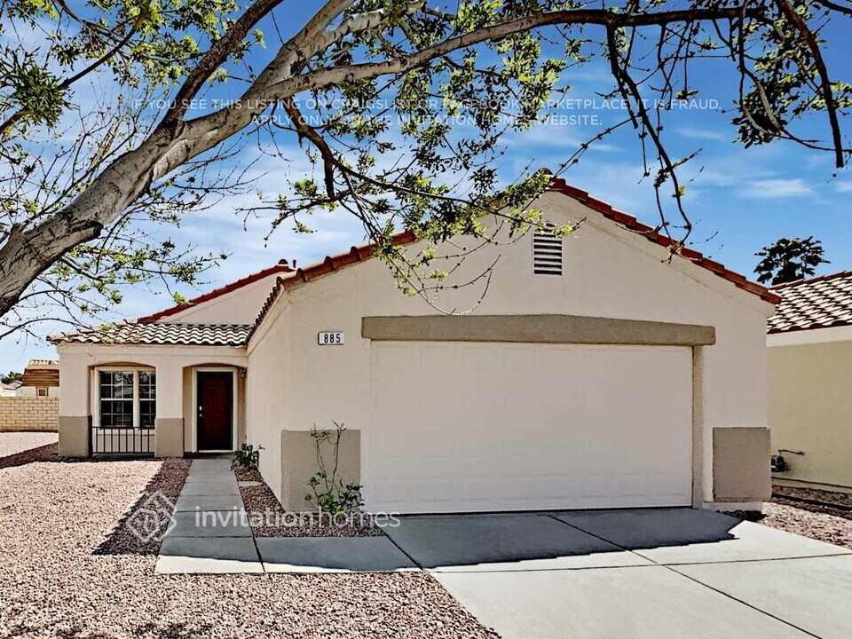 885 Angelus Oaks Dr in Henderson, NV - Building Photo