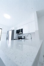 5300 W 21st Ct in Hialeah, FL - Building Photo - Building Photo