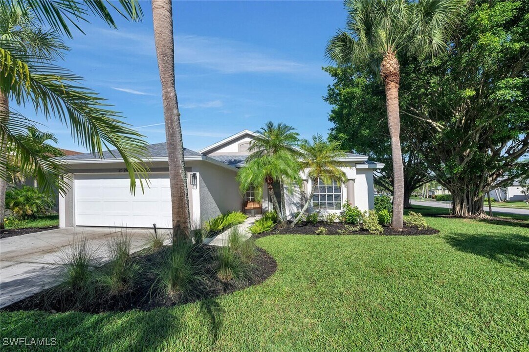 21791 Brixham Run Loop in Estero, FL - Building Photo