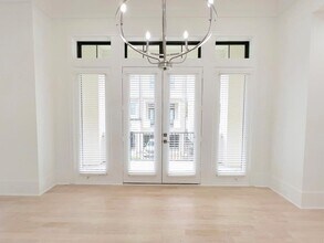 2122 Blalock Rd in Houston, TX - Building Photo - Building Photo