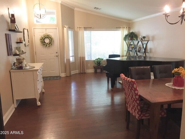 5758 E Garnet Ave in Mesa, AZ - Building Photo - Building Photo