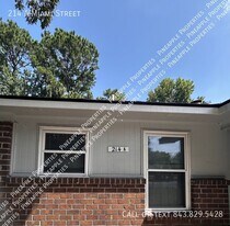 214 Miami St in Ladson, SC - Building Photo