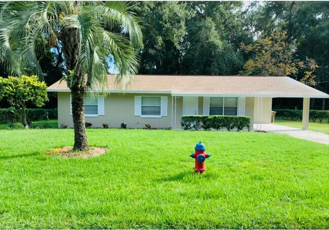 property at 2810 SW 16th Pl