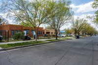 2132 & 2134 Gold Ave SE in Albuquerque, NM - Building Photo - Building Photo