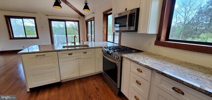 6721 Springhouse Ln in Marshall, VA - Building Photo - Building Photo